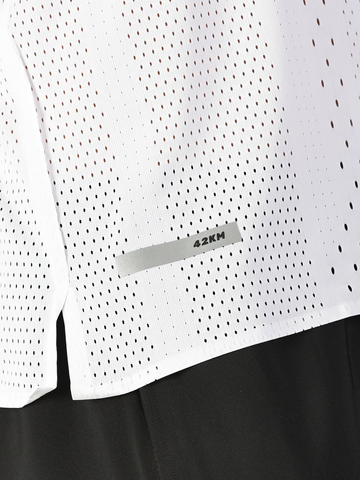 REFLECTIVE DETAILING