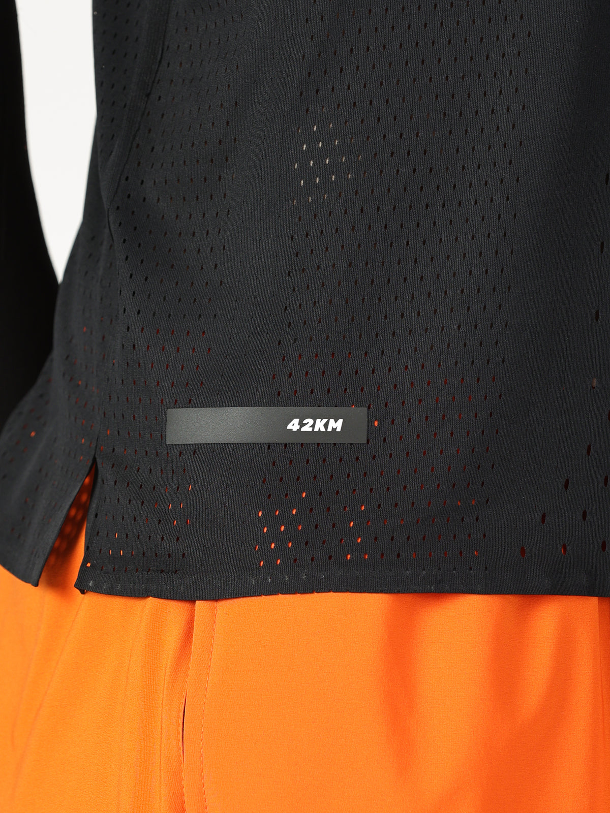 REFLECTIVE DETAILING